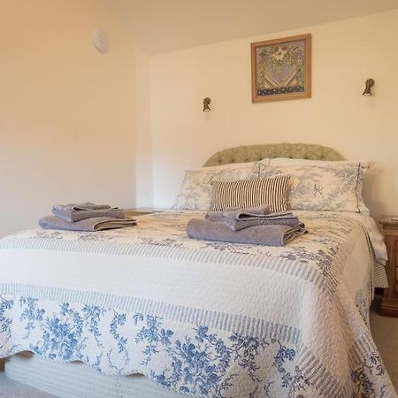 Coach House - Detached Cottage Within 135 Acres Бромярд Екстериор снимка