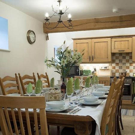 Coach House - Detached Cottage Within 135 Acres Бромярд Екстериор снимка
